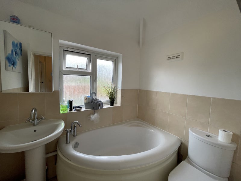 Room Penncricket Lane in Sandwell