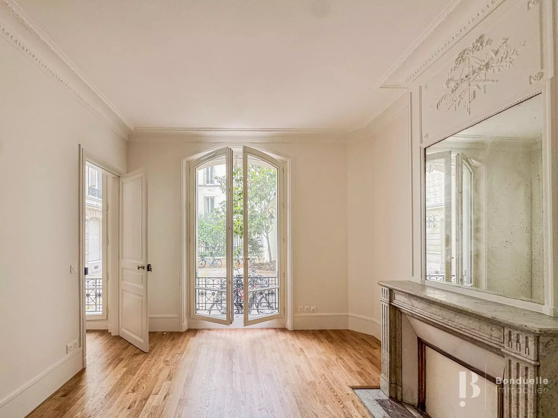 Appartement Rue du Général-Foy à Paris