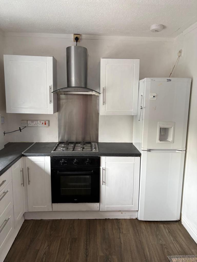 Flat Fulbar Street in Renfrew