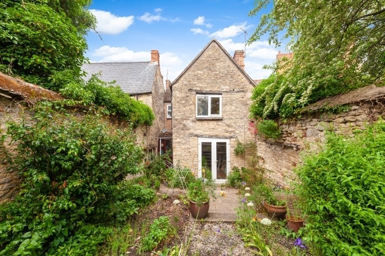 House Market Place in West Oxfordshire