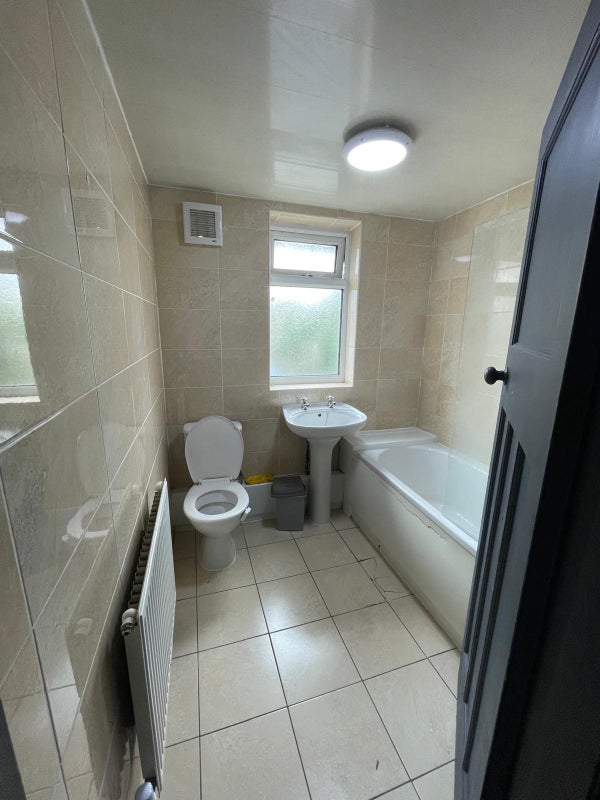 Room Childwall Abbey Road in Liverpool