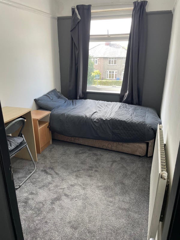 Room Childwall Abbey Road in Liverpool