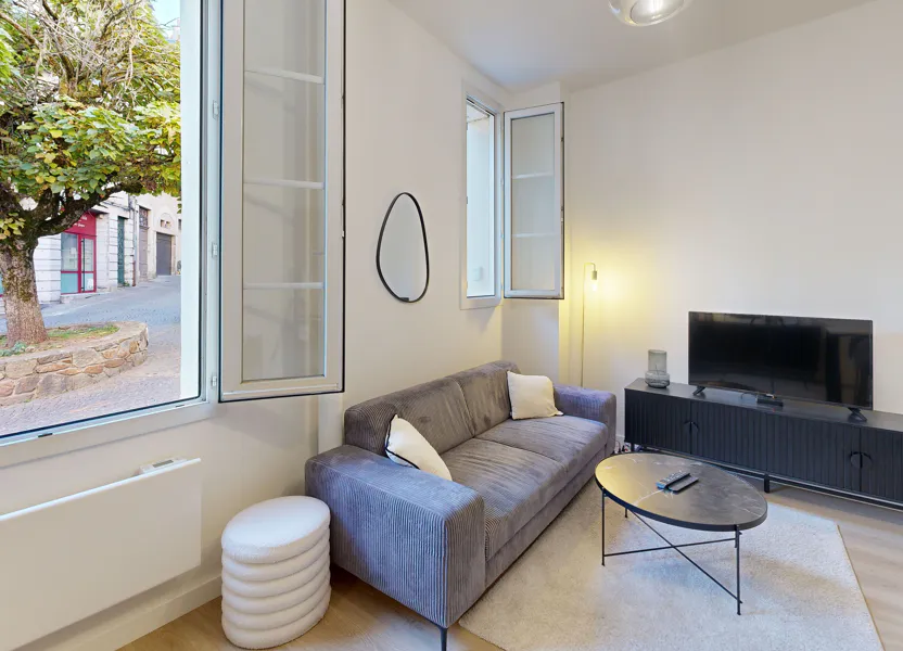 Appartement Place Eugène Raynaldy à Rodez