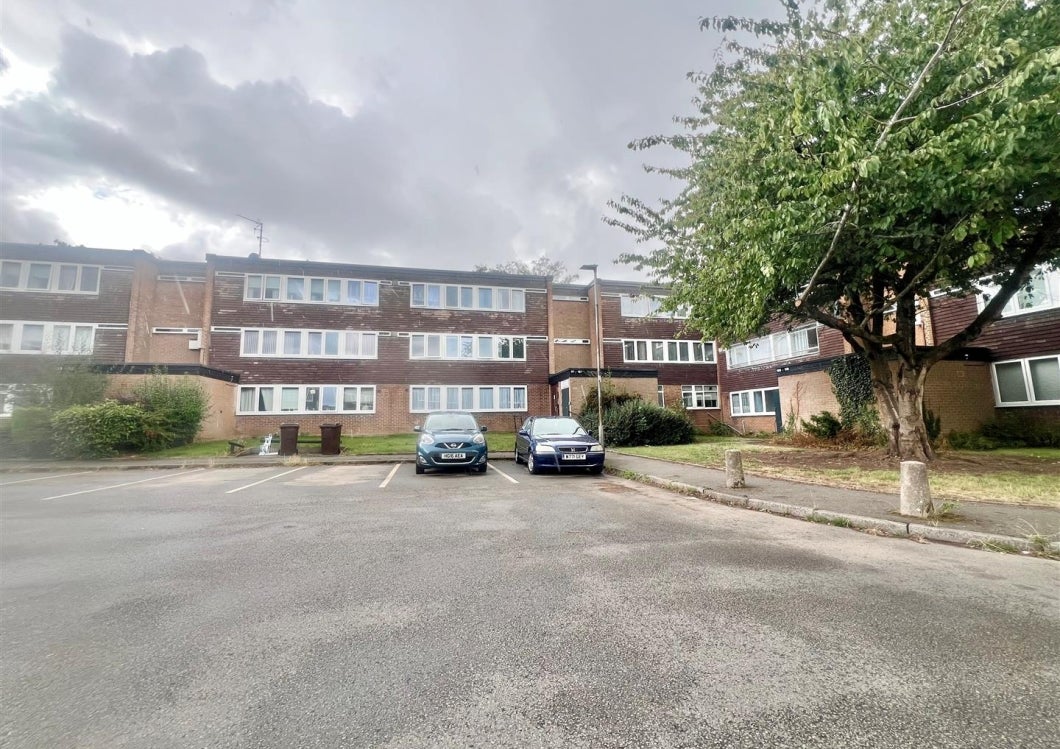 Flat Brantley Avenue in Wolverhampton