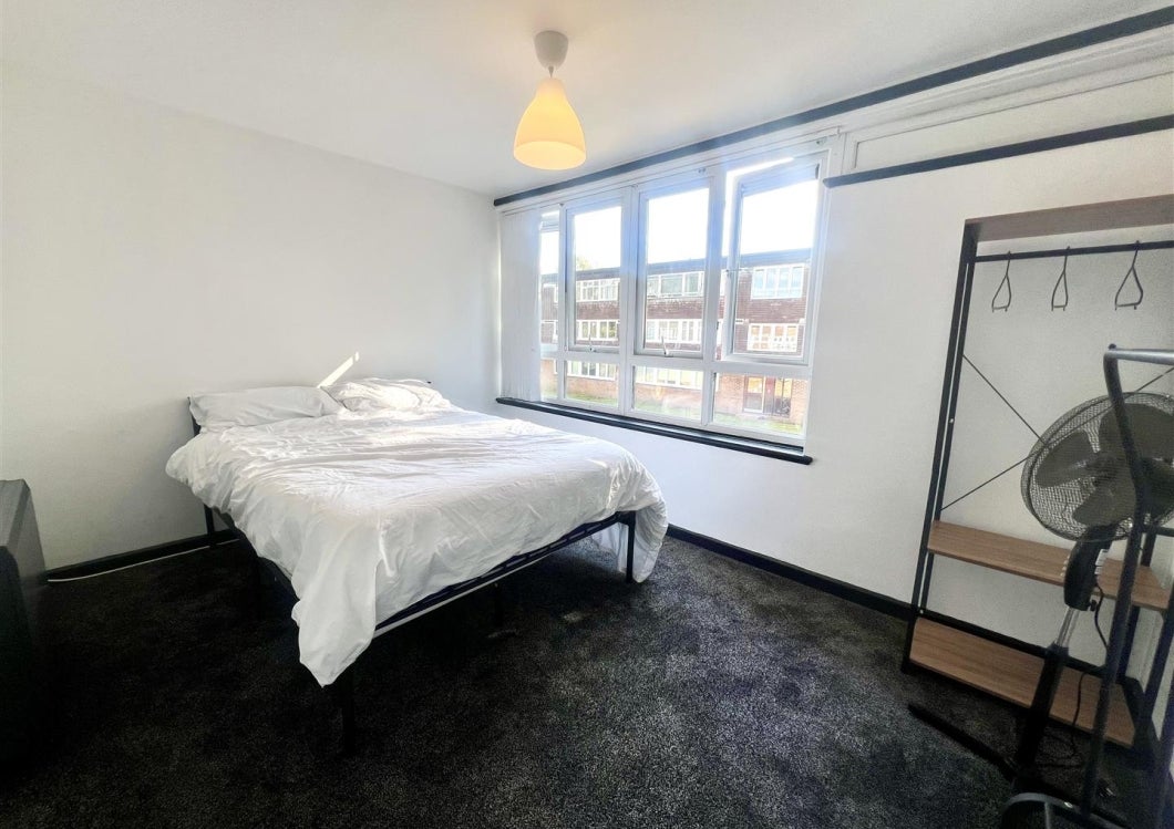Flat Brantley Avenue in Wolverhampton
