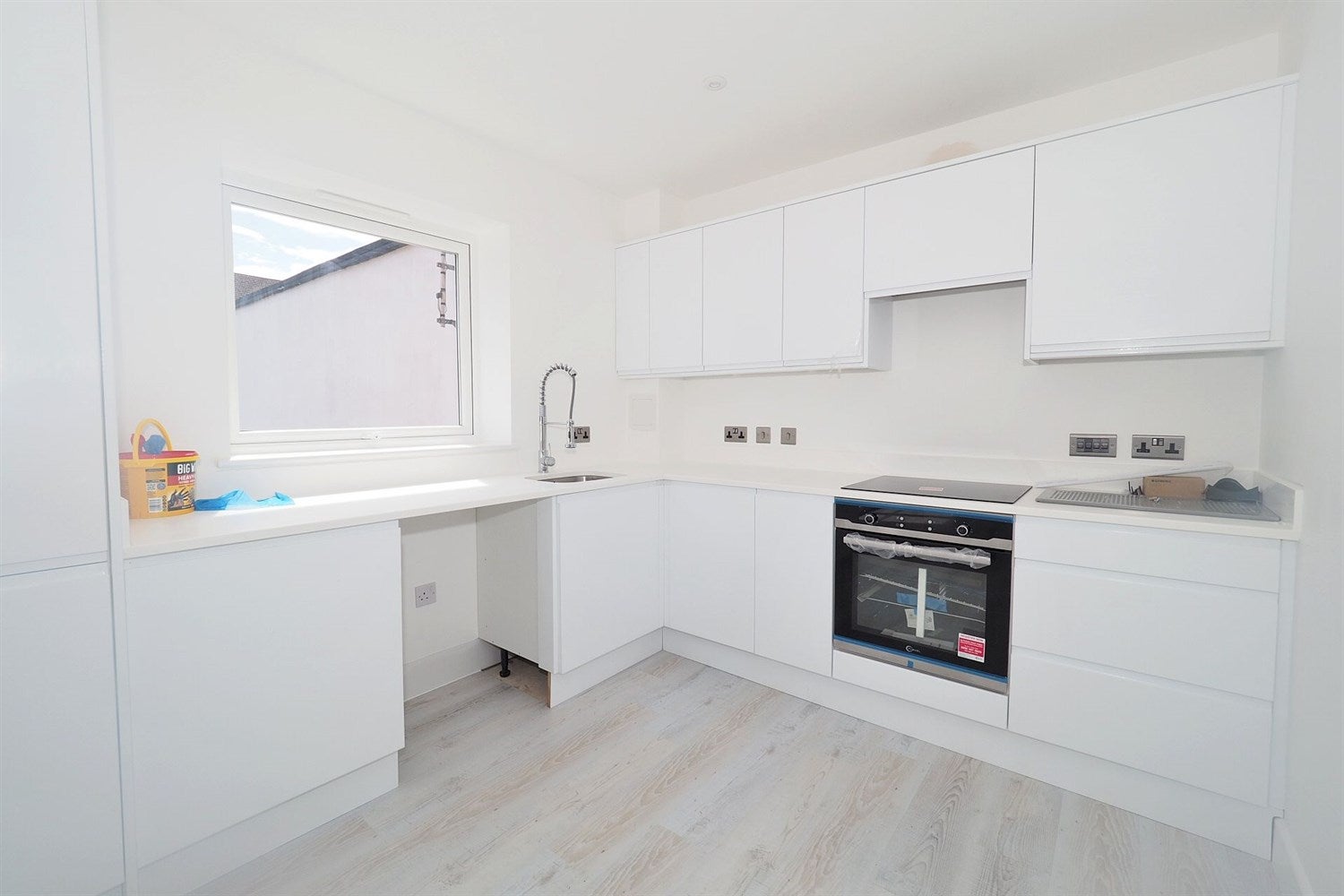 Flat Clifton Road in Epping Forest