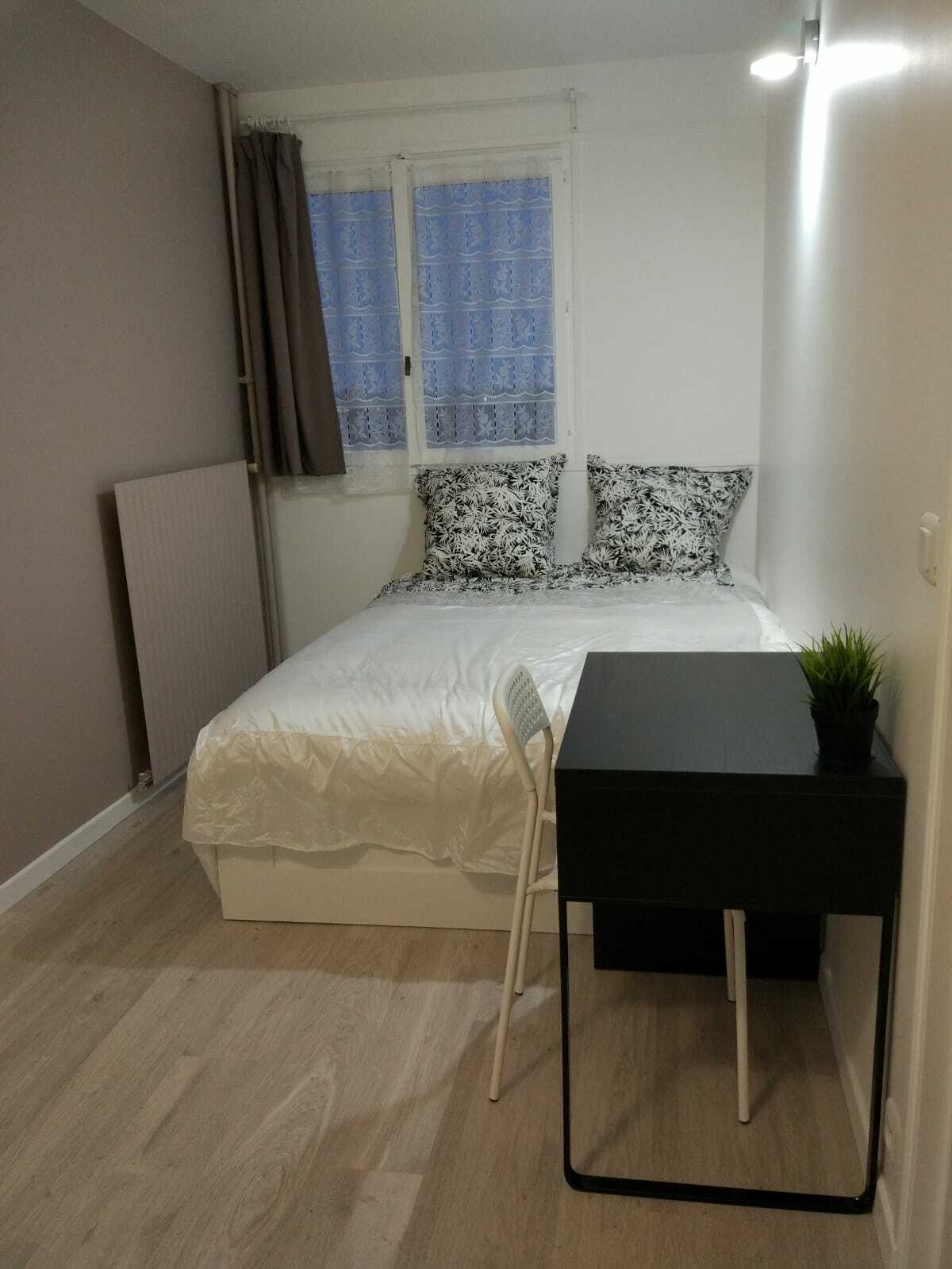 Chambre Rue Carnot à Choisy-le-Roi