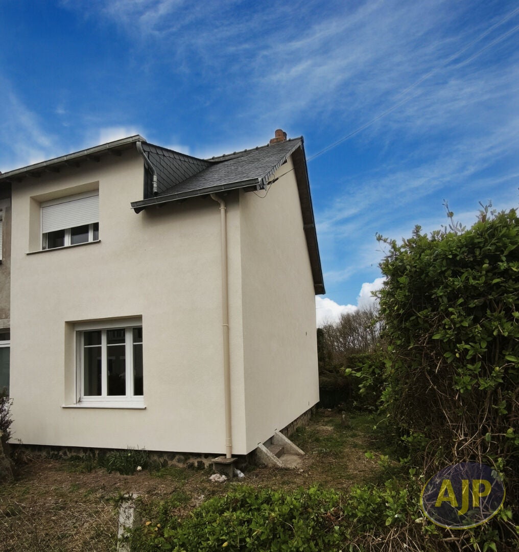 Maison D 67 à Prunay-Cassereau