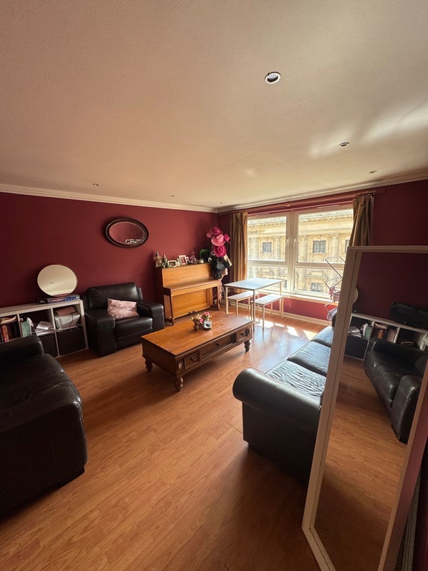 Room Berkeley Street in Glasgow