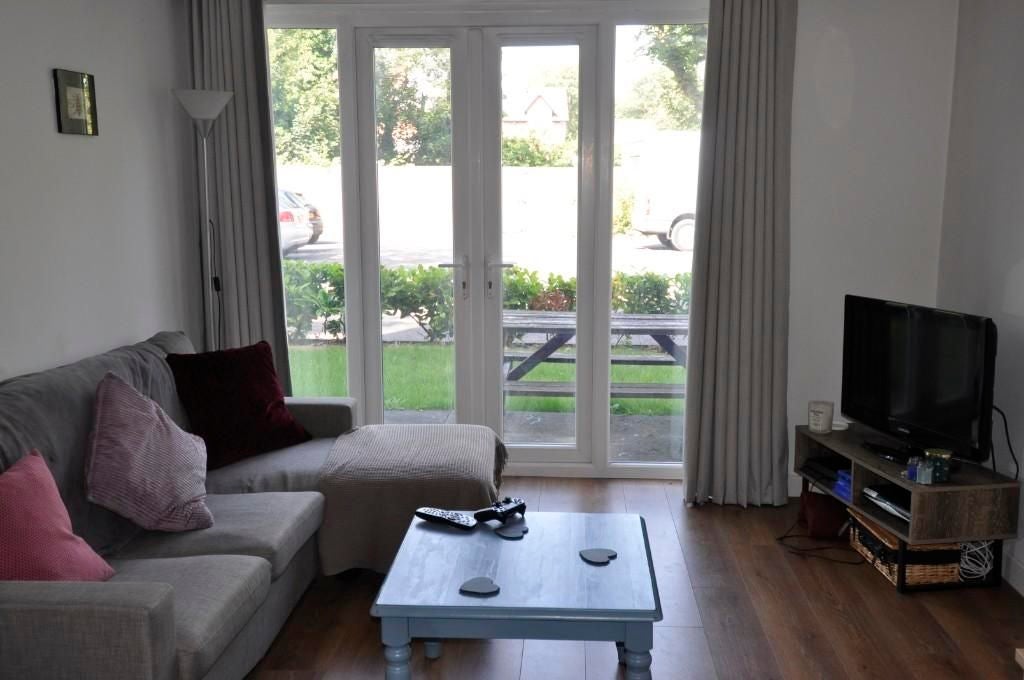 Flat Parsonage Road in Manchester