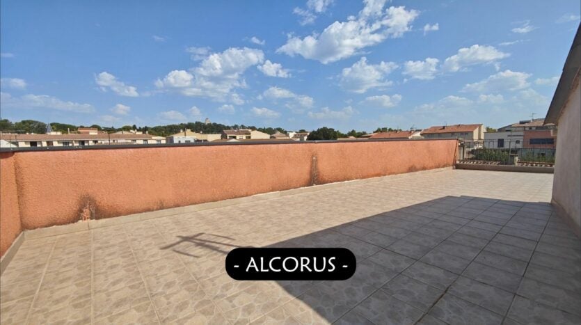 Appartement Rue Florian à Nîmes