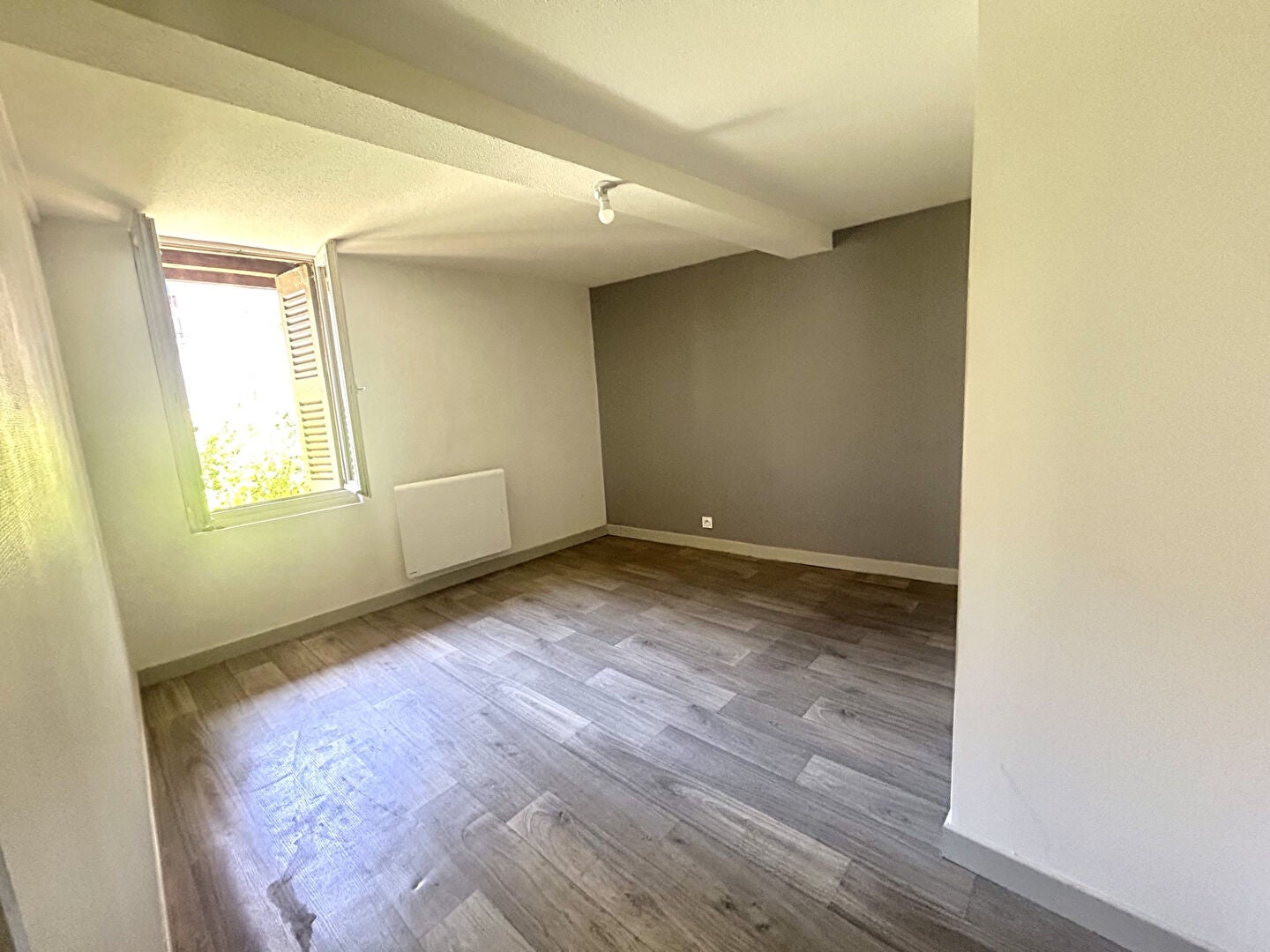 Flat Ancien chemin d'Aurillac à Saint-Jean de Done in Aurillac