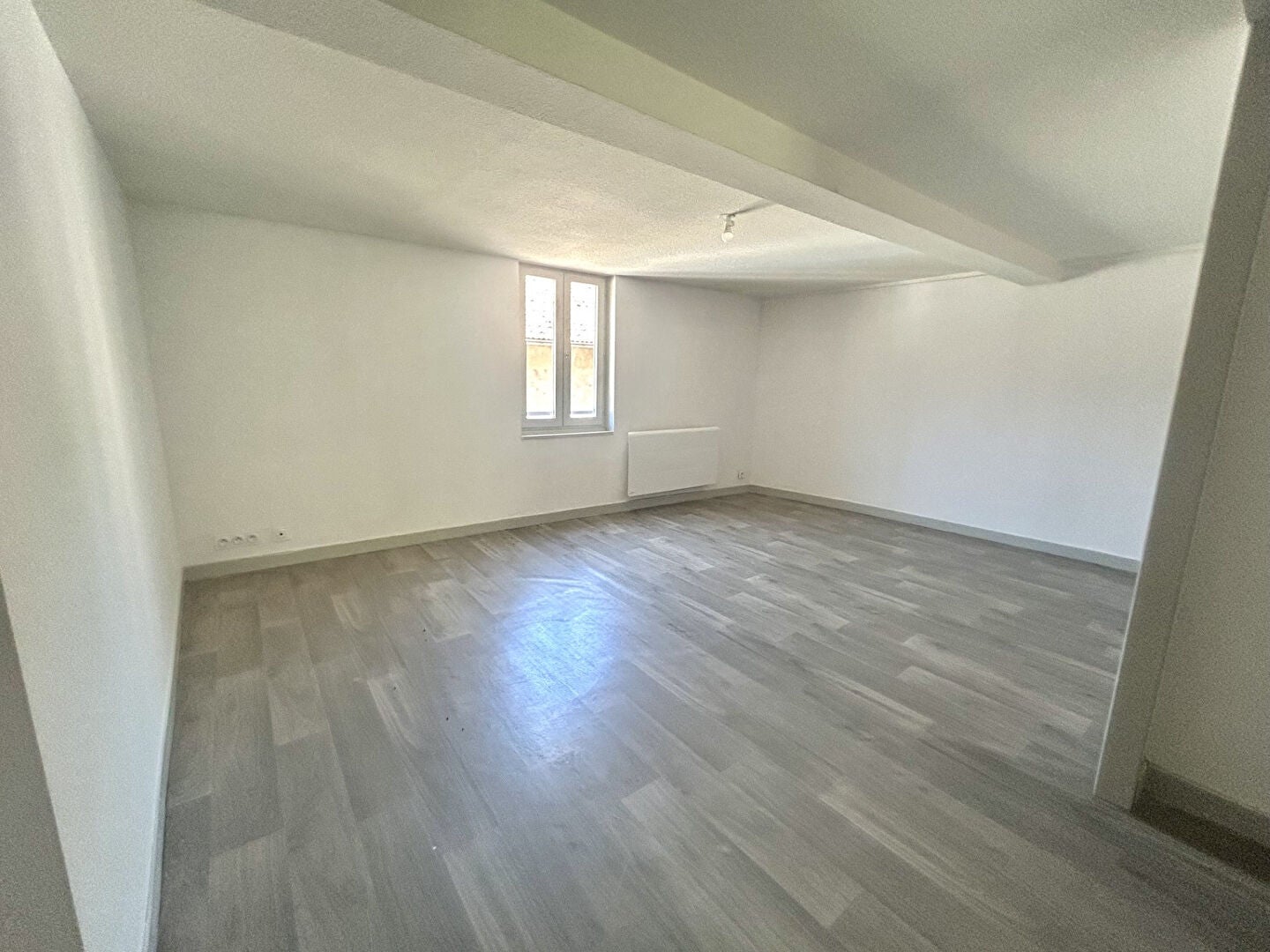 Flat Ancien chemin d'Aurillac à Saint-Jean de Done in Aurillac