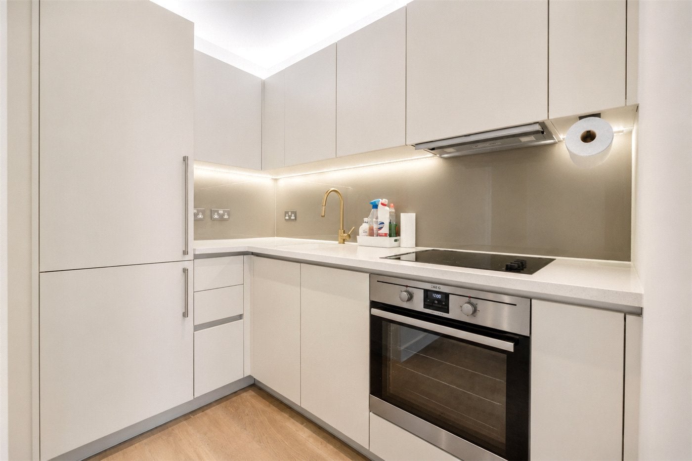 Flat Tudway Road in Greater London