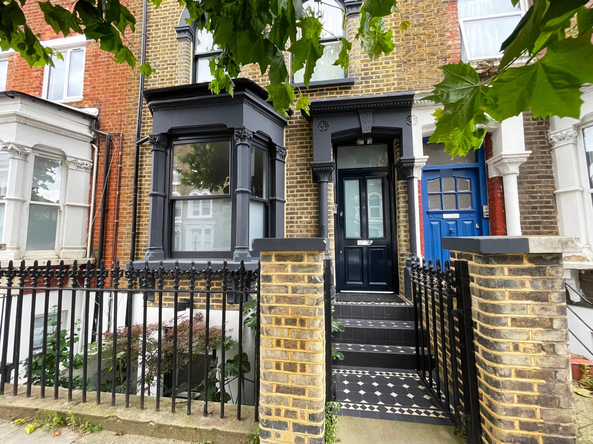 House Dunlace Road in Greater London