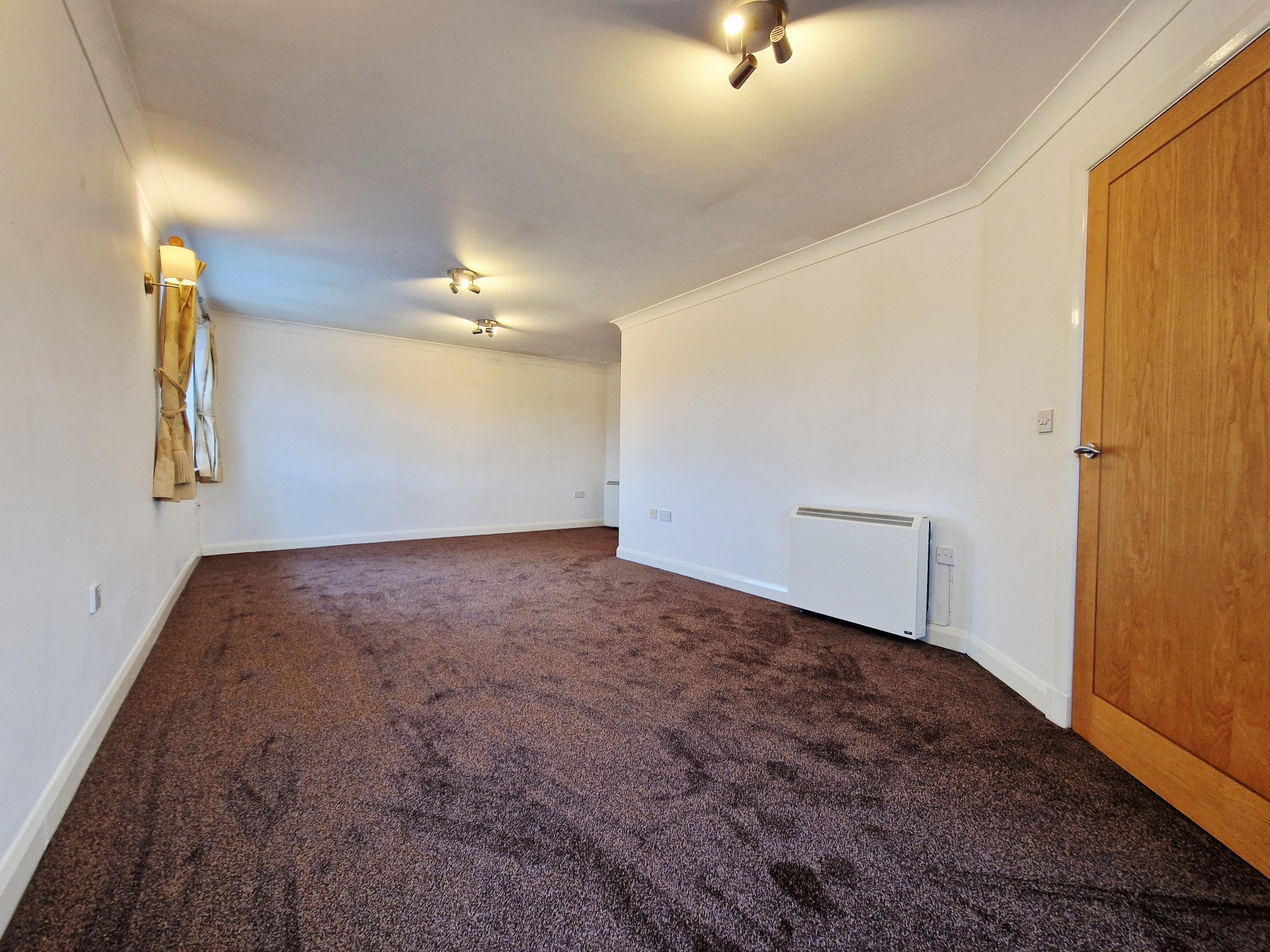 Flat Atherton Close in Preston