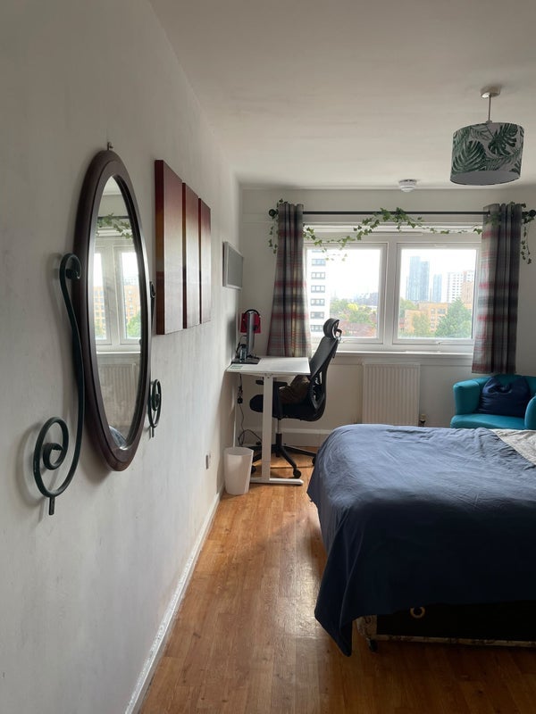 Flat Paddington Close in Salford
