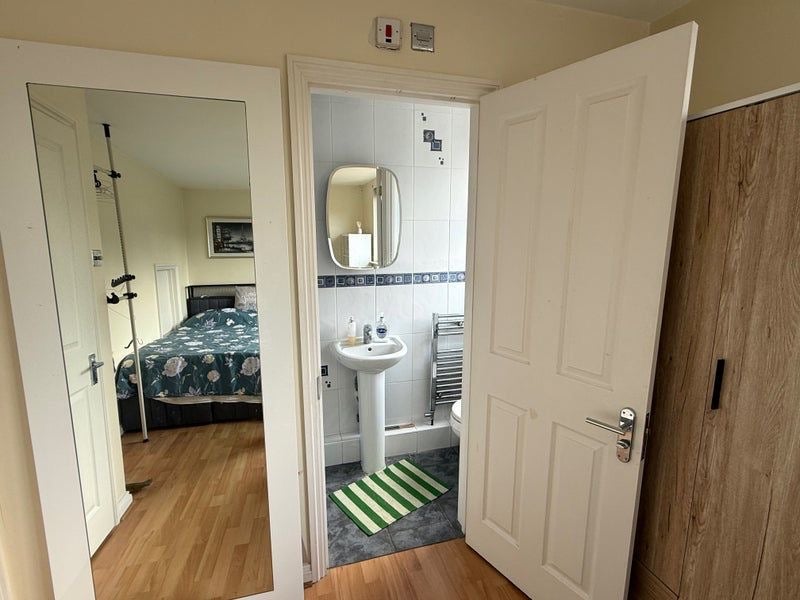 Room Davenport Road in Greater London
