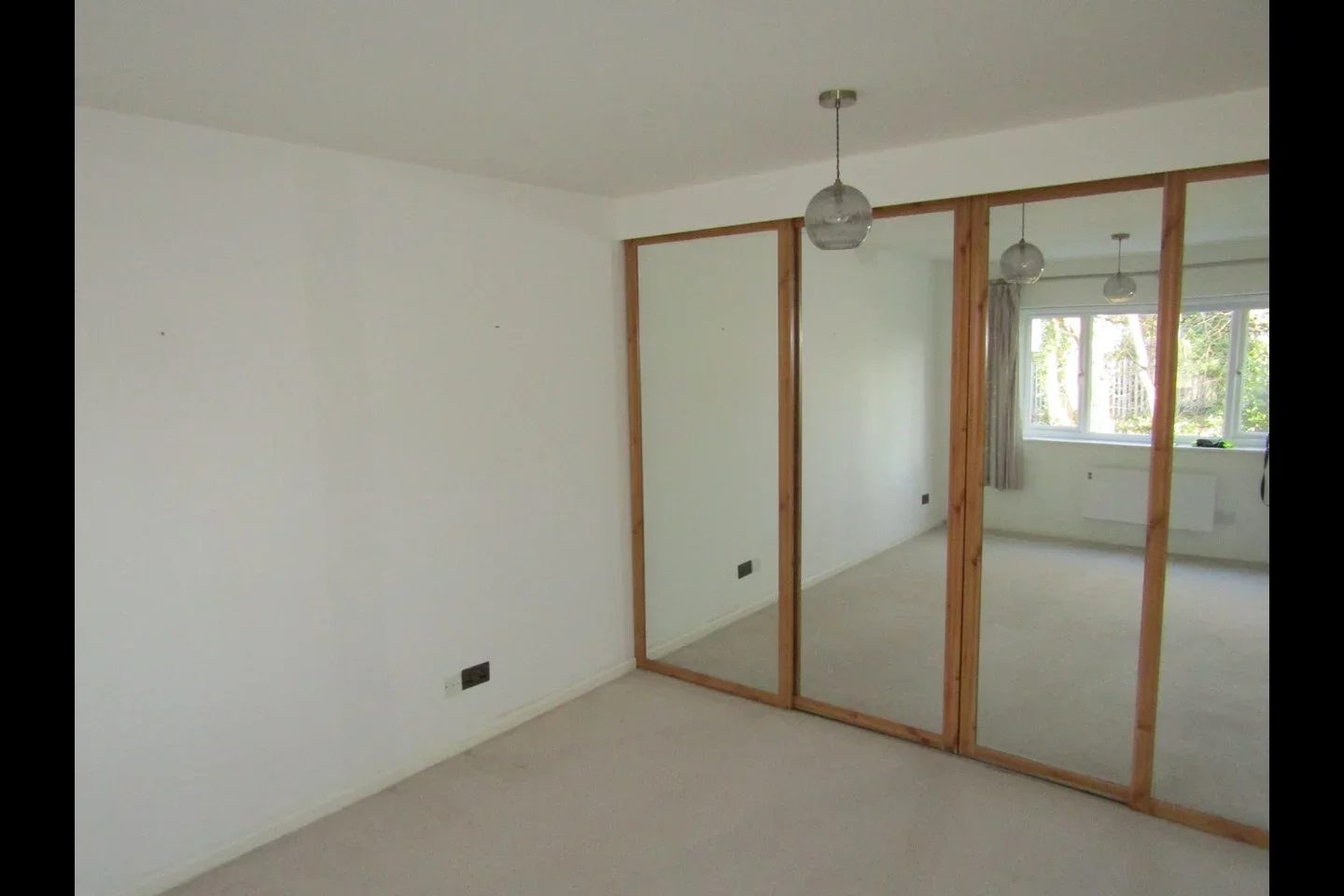 Flat Hazelwood Close in North Hertfordshire