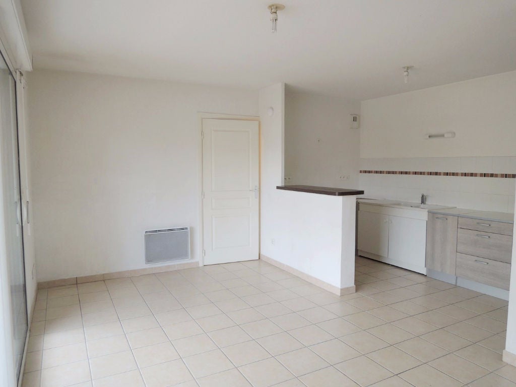 Flat Rue Henri Esperandieu in Nîmes