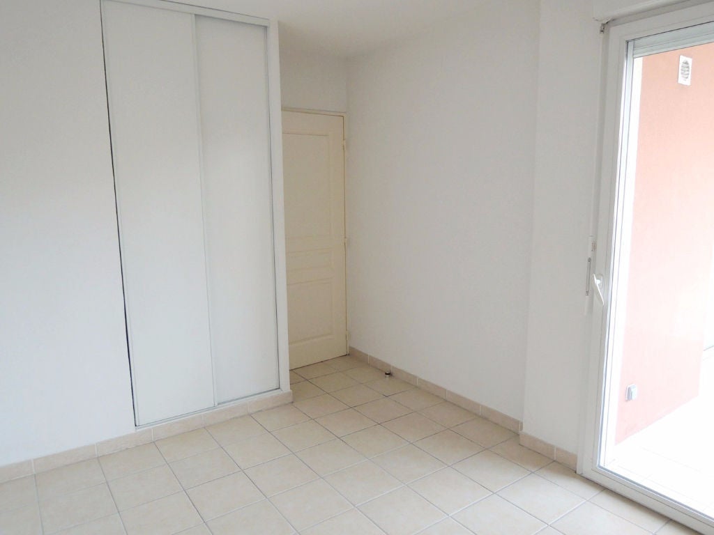 Flat Rue Henri Esperandieu in Nîmes