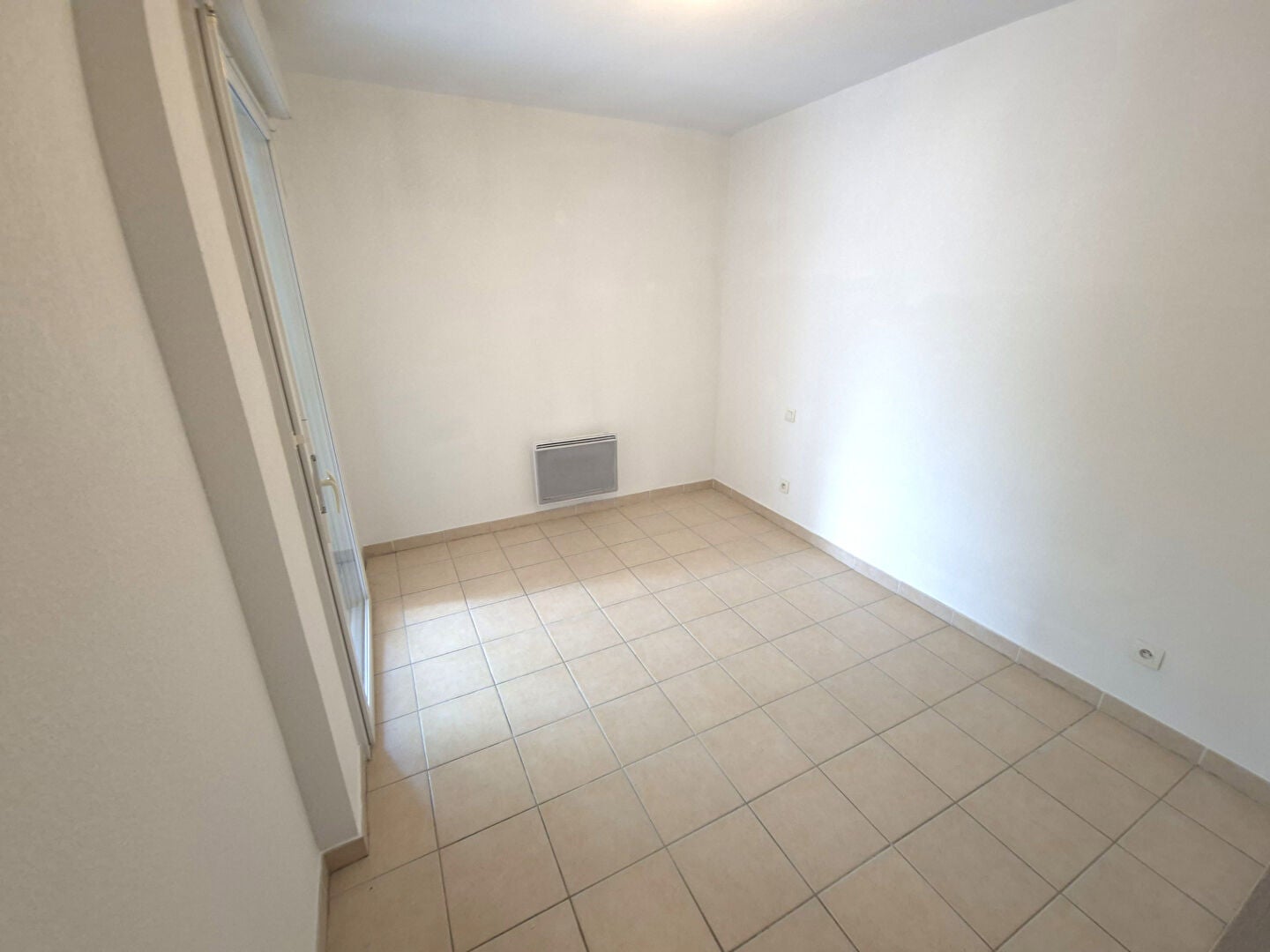 Appartement Rue Alphonse de Seynes à Nîmes