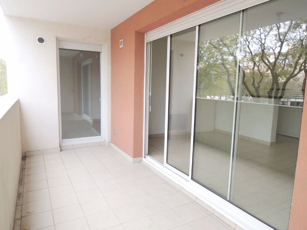 Flat Rue Henri Esperandieu in Nîmes