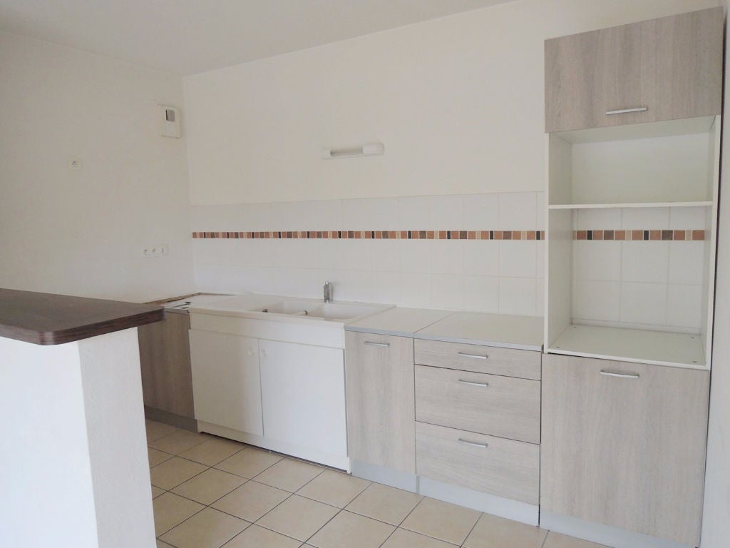 Flat Rue Henri Esperandieu in Nîmes