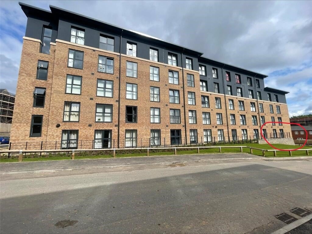 Flat Erasmus Drive in Derby