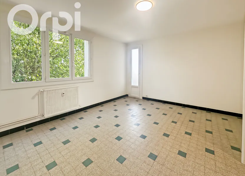 Appartement Rue Georges Couderc à Aubenas