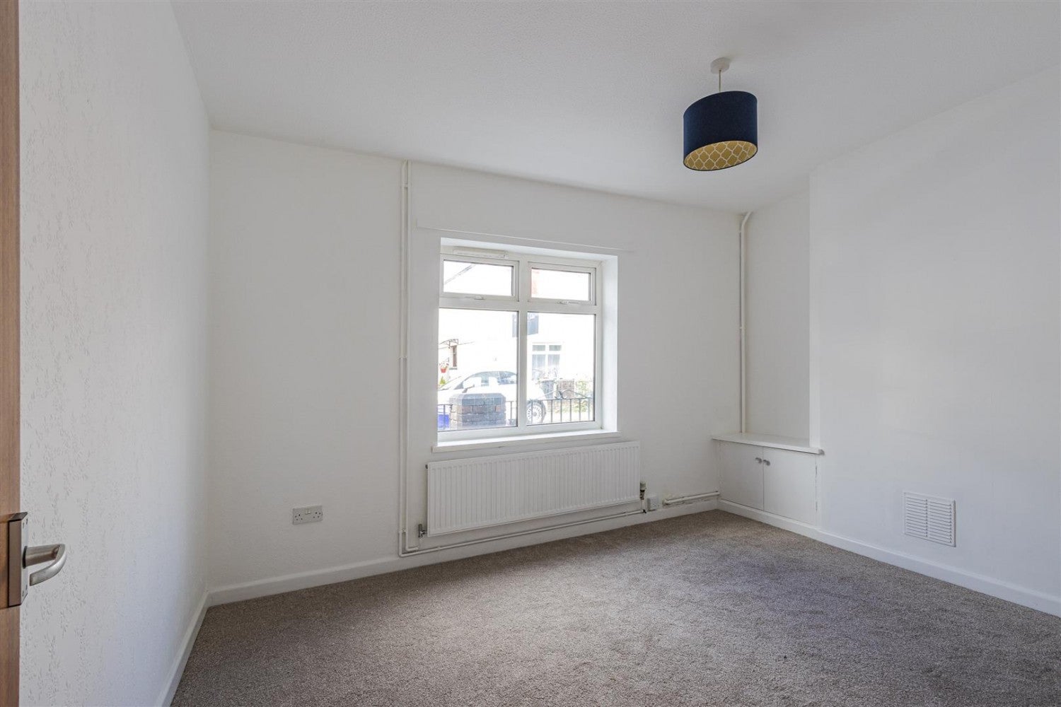 Flat Lewis Street in Cardiff