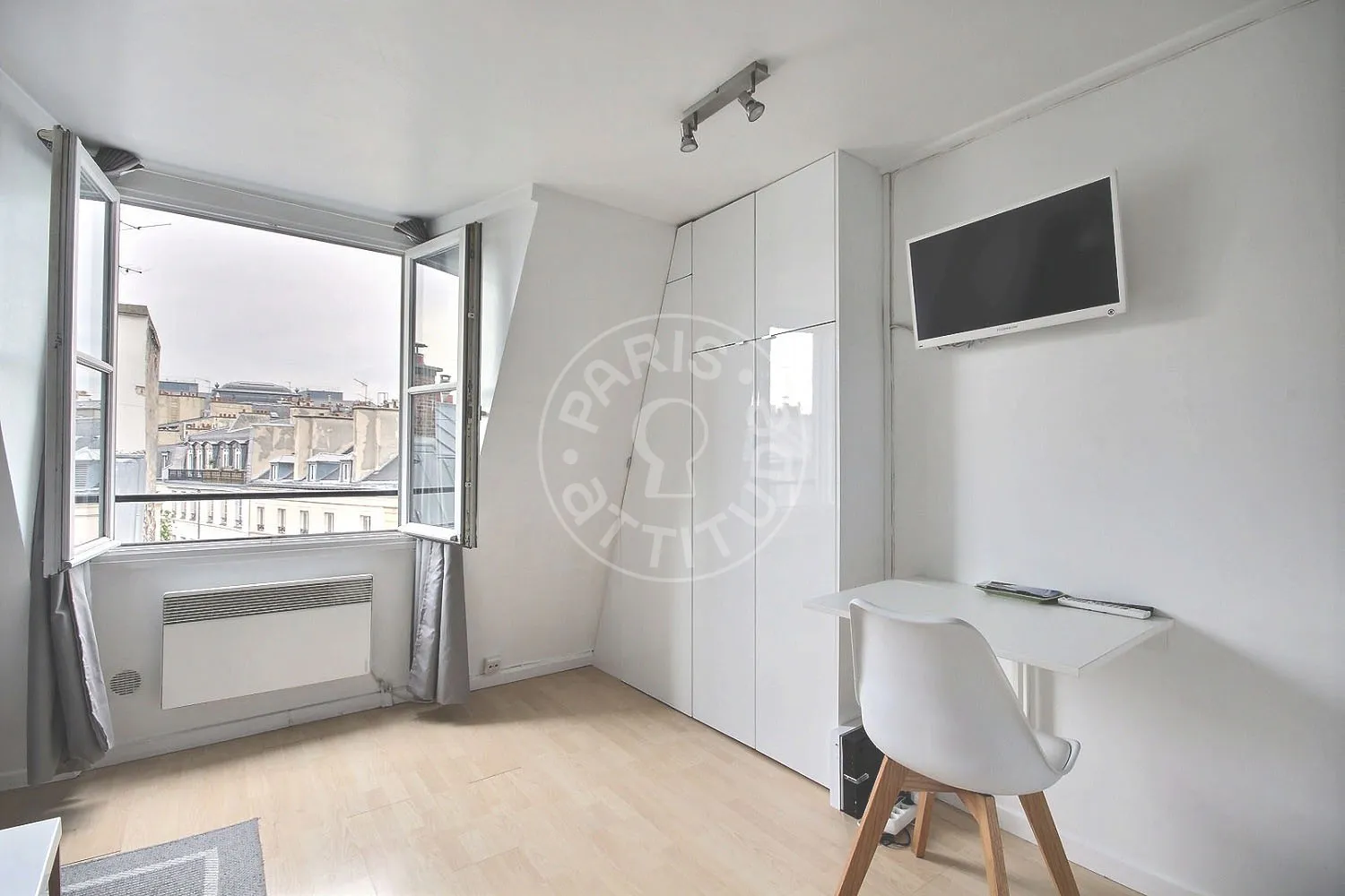 Appartement Rue Monsigny à Paris