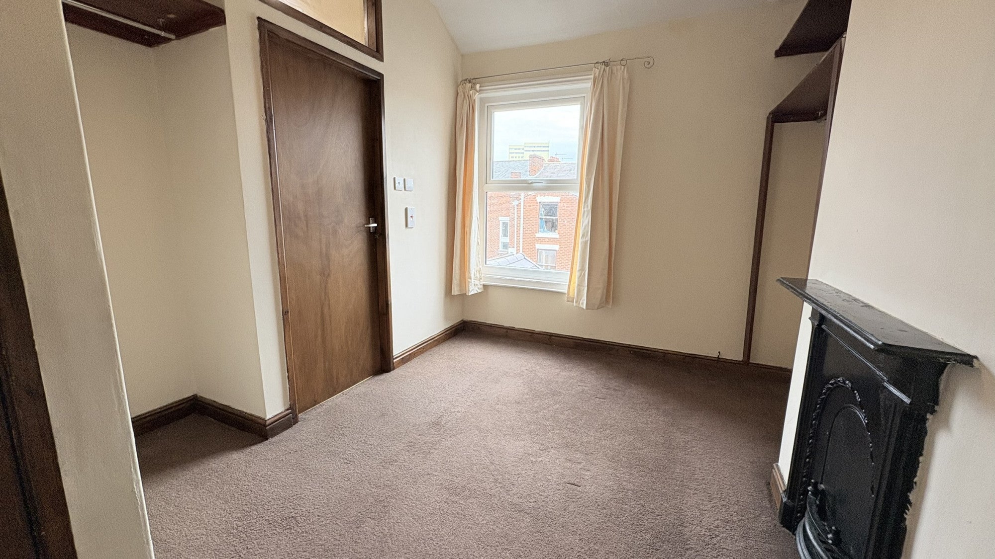 Flat Latham Street in Preston