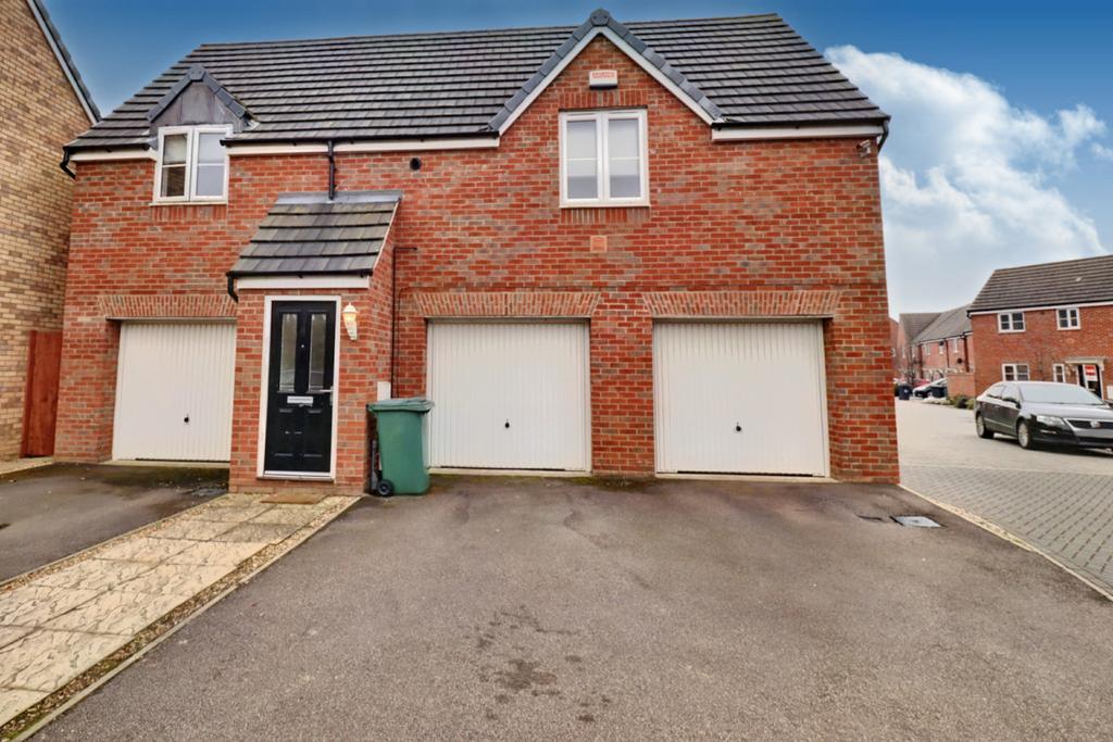House Hillary Close in Peterborough