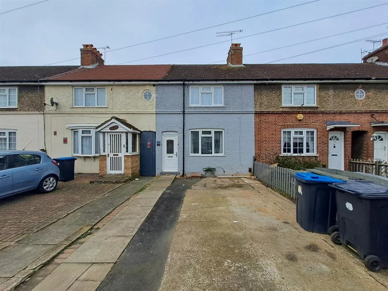 Flat Brimsdown Avenue in Greater London