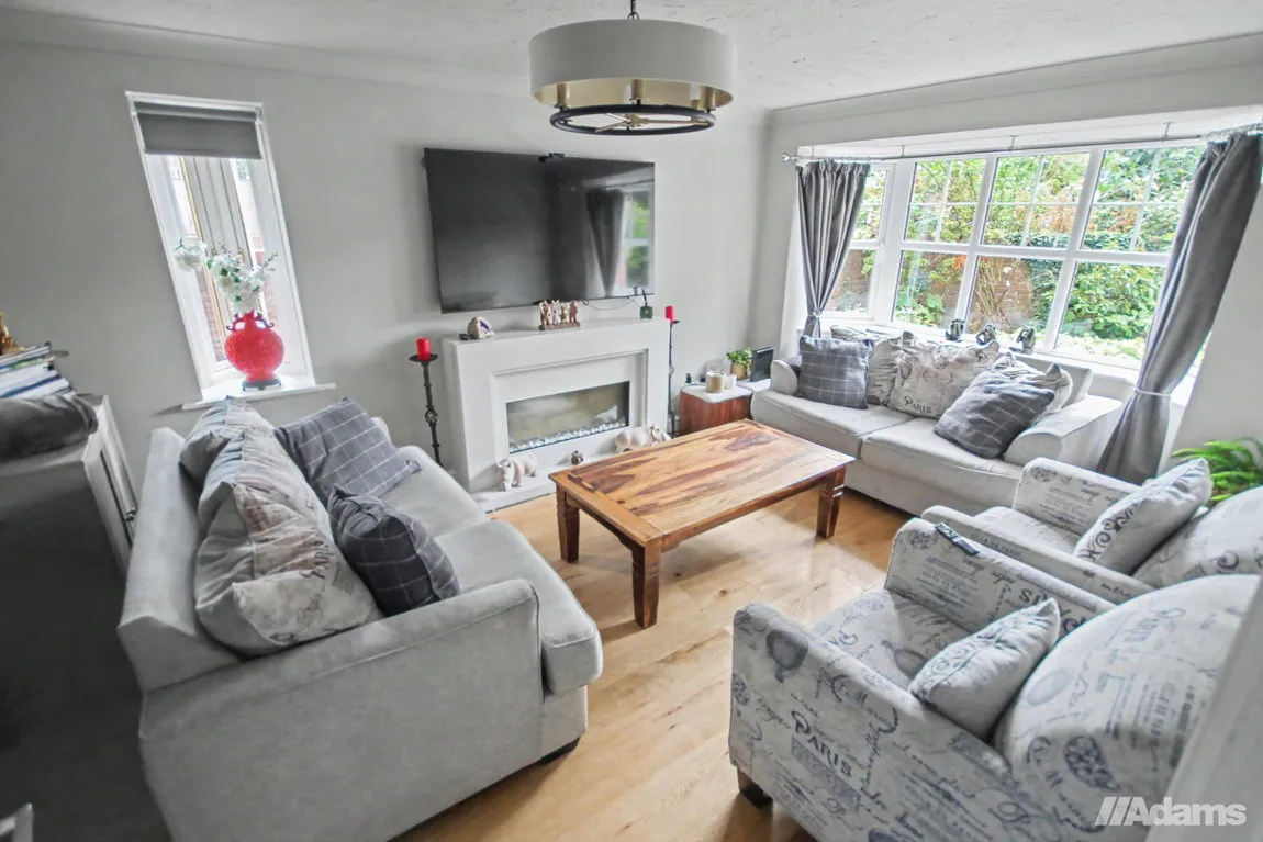 House Oakmoore in Runcorn