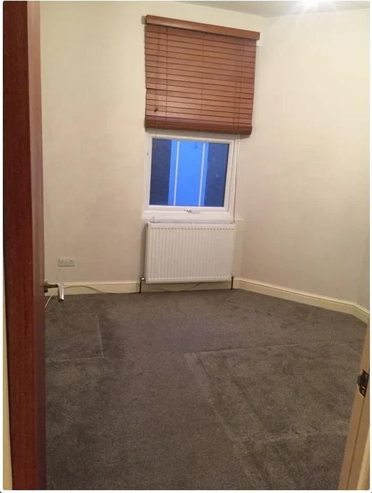 Flat Surrey Street in Greater London