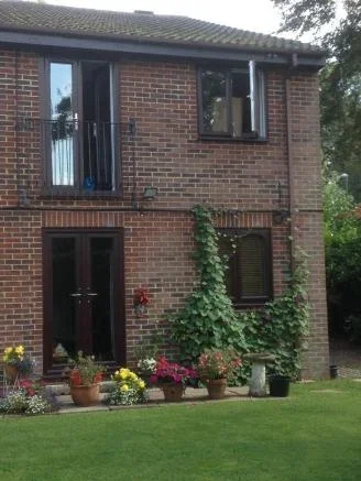 Flat Sequoia Park in Crawley
