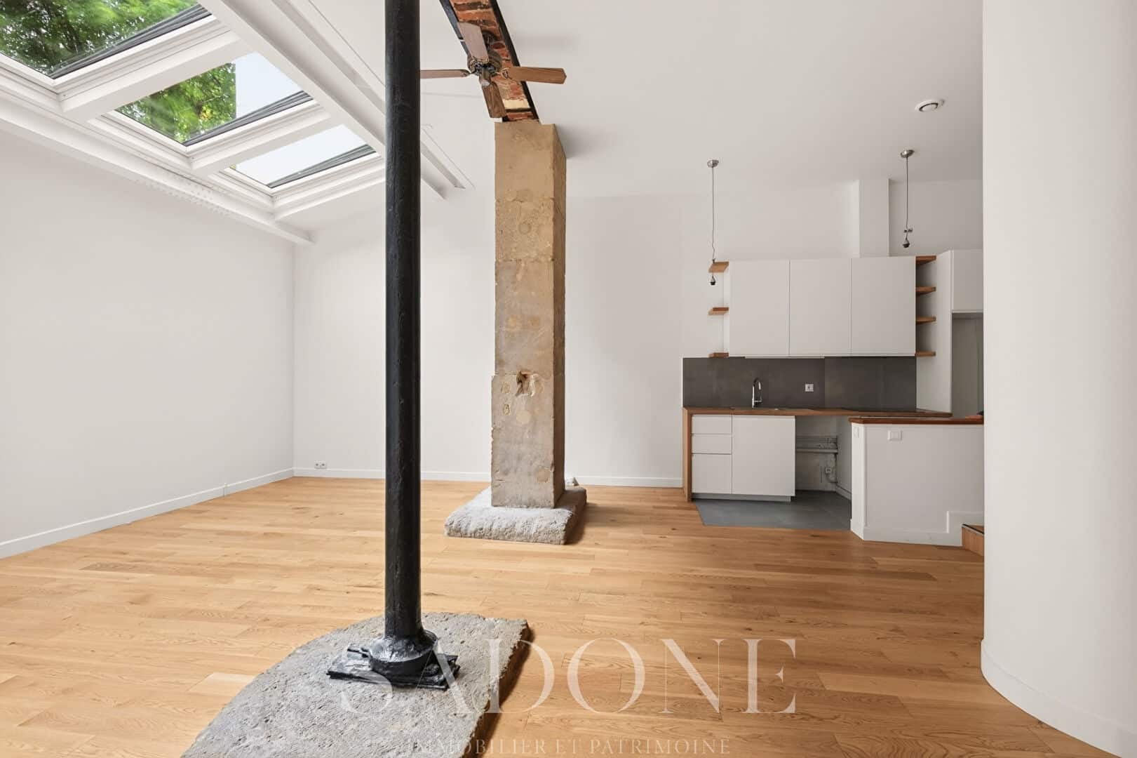 Flat Rue de la Roquette in Paris
