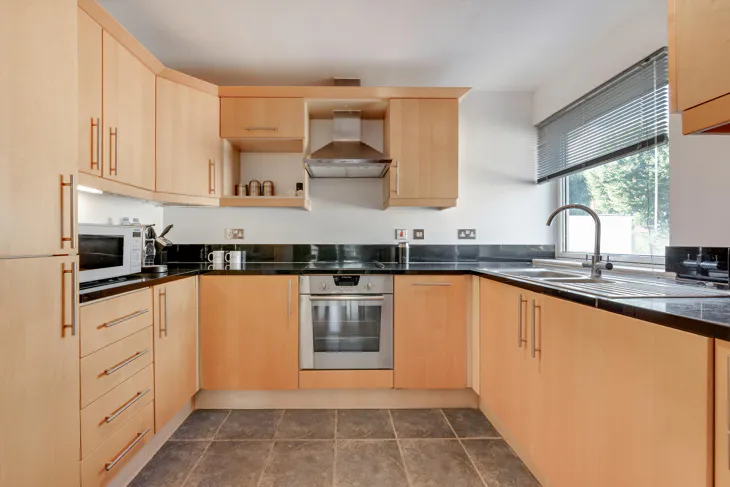 Flat Cassilis Road in Greater London