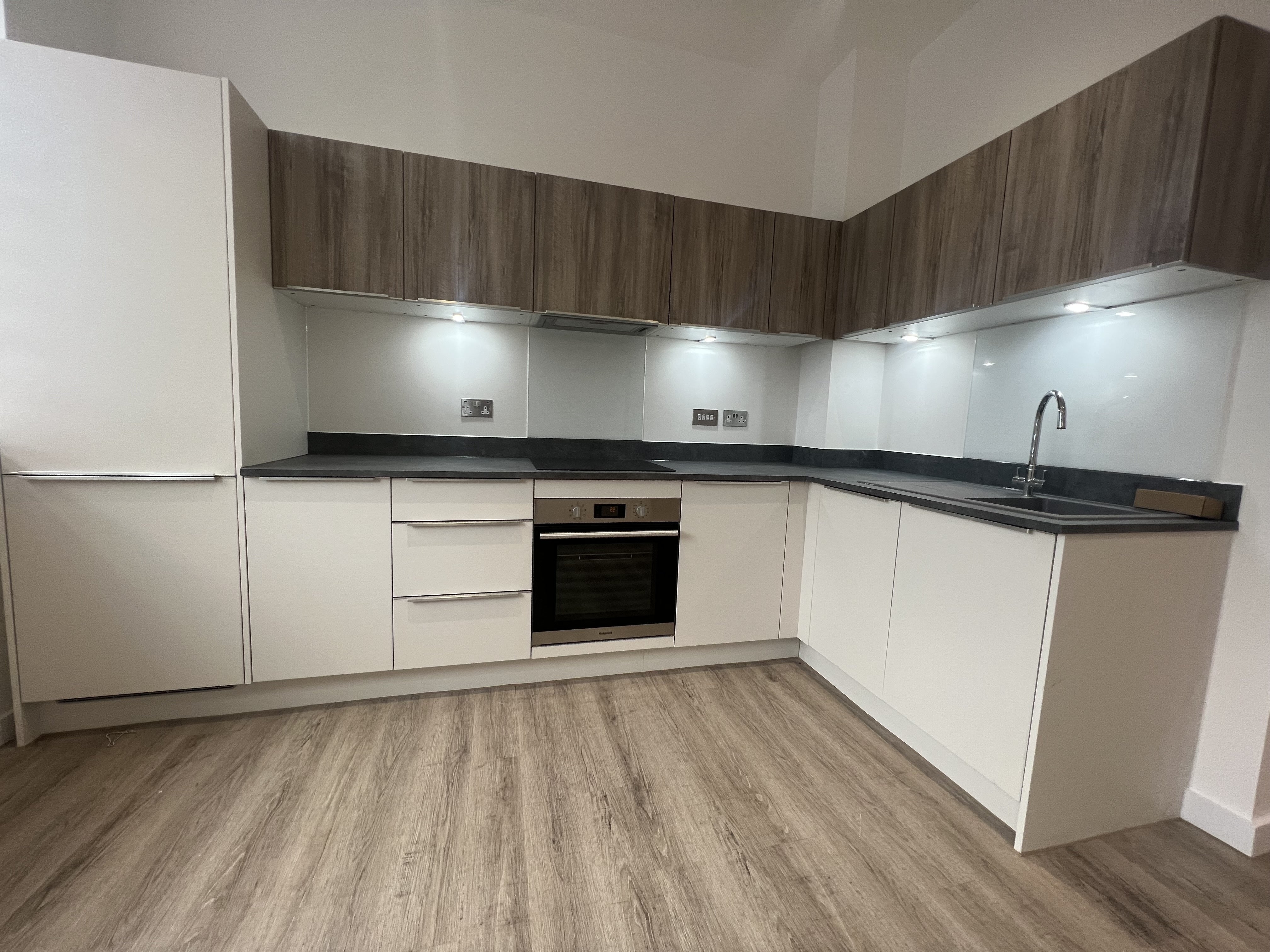 Flat Alençon Link in Basingstoke and Deane