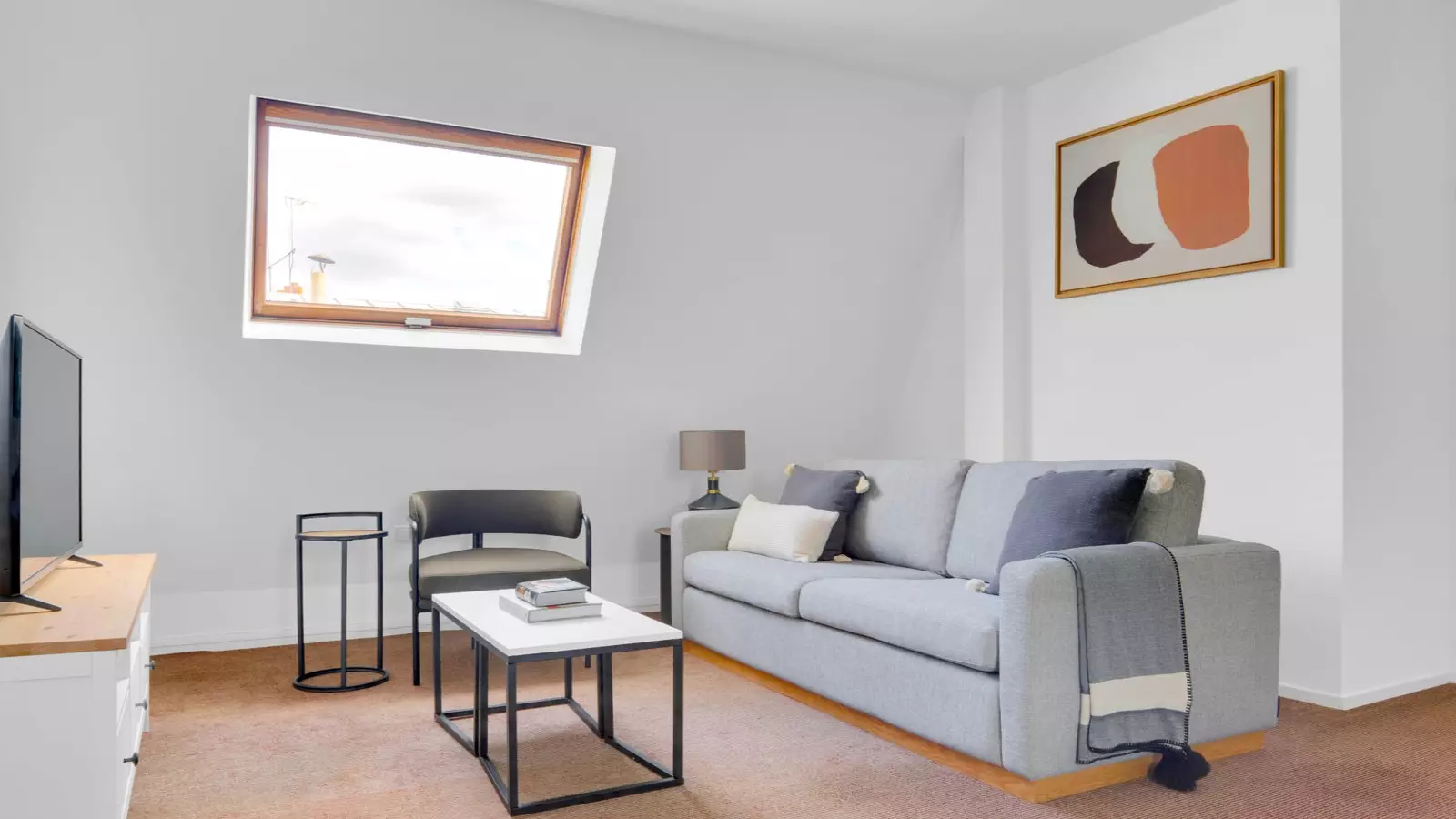 Flat Rue d'Artois in Paris