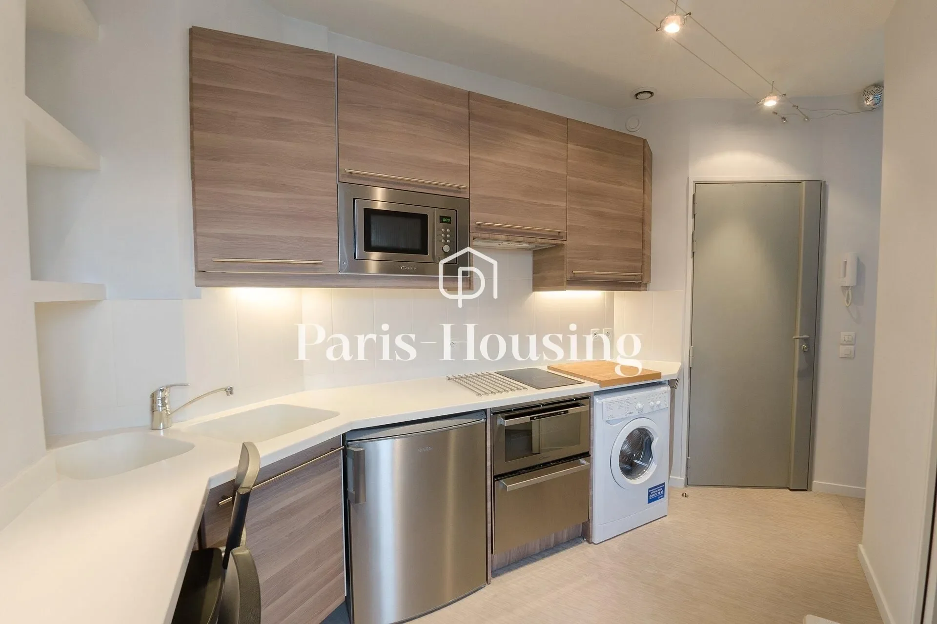 Appartement Rue Dupont des Loges à Paris
