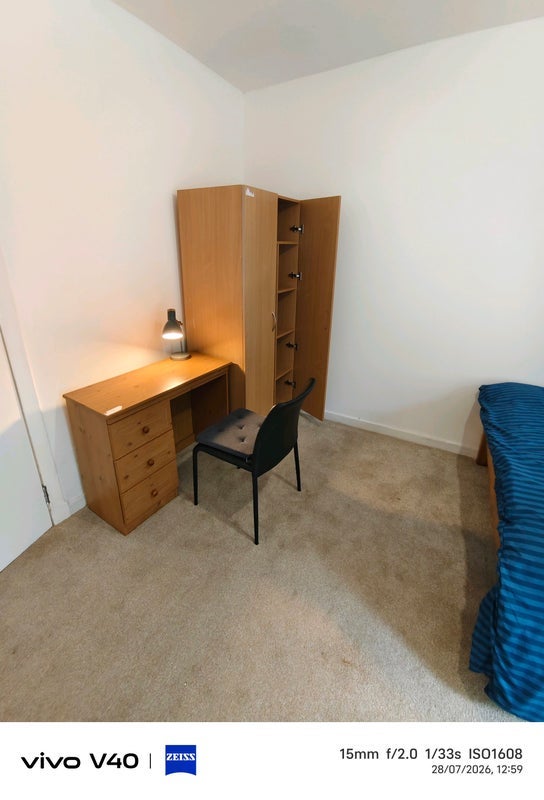Room Lesmuir Drive in Glasgow
