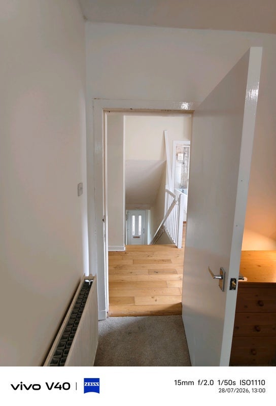 Room Lesmuir Drive in Glasgow
