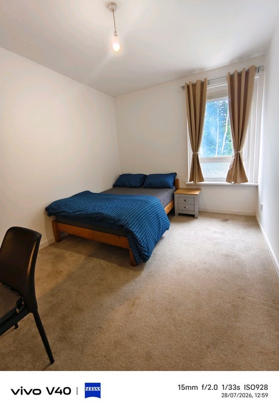 Room Lesmuir Drive in Glasgow