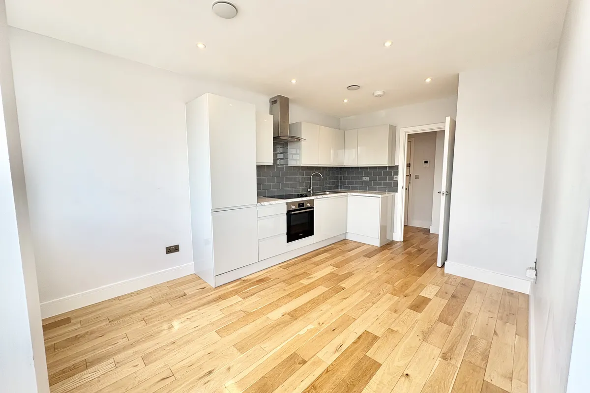 Flat Mitchell Road in Eastleigh