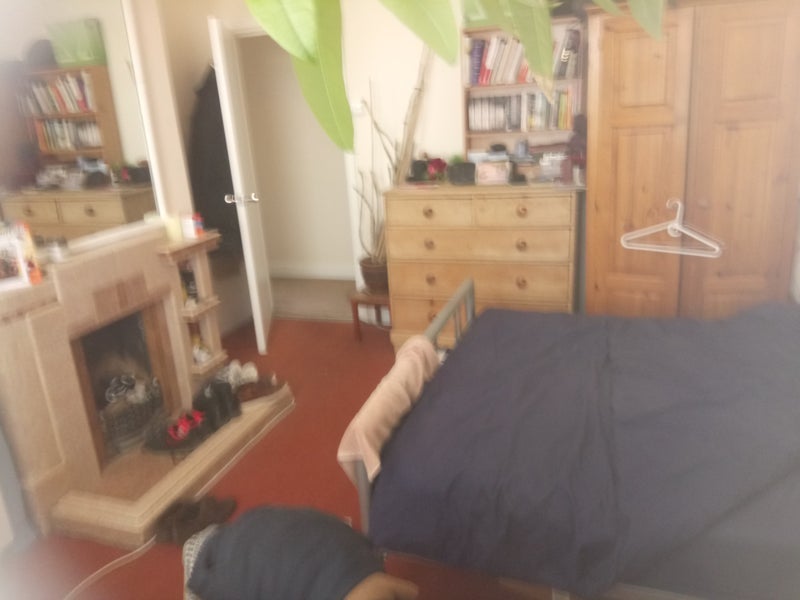 Room Wood Lane in Greater London
