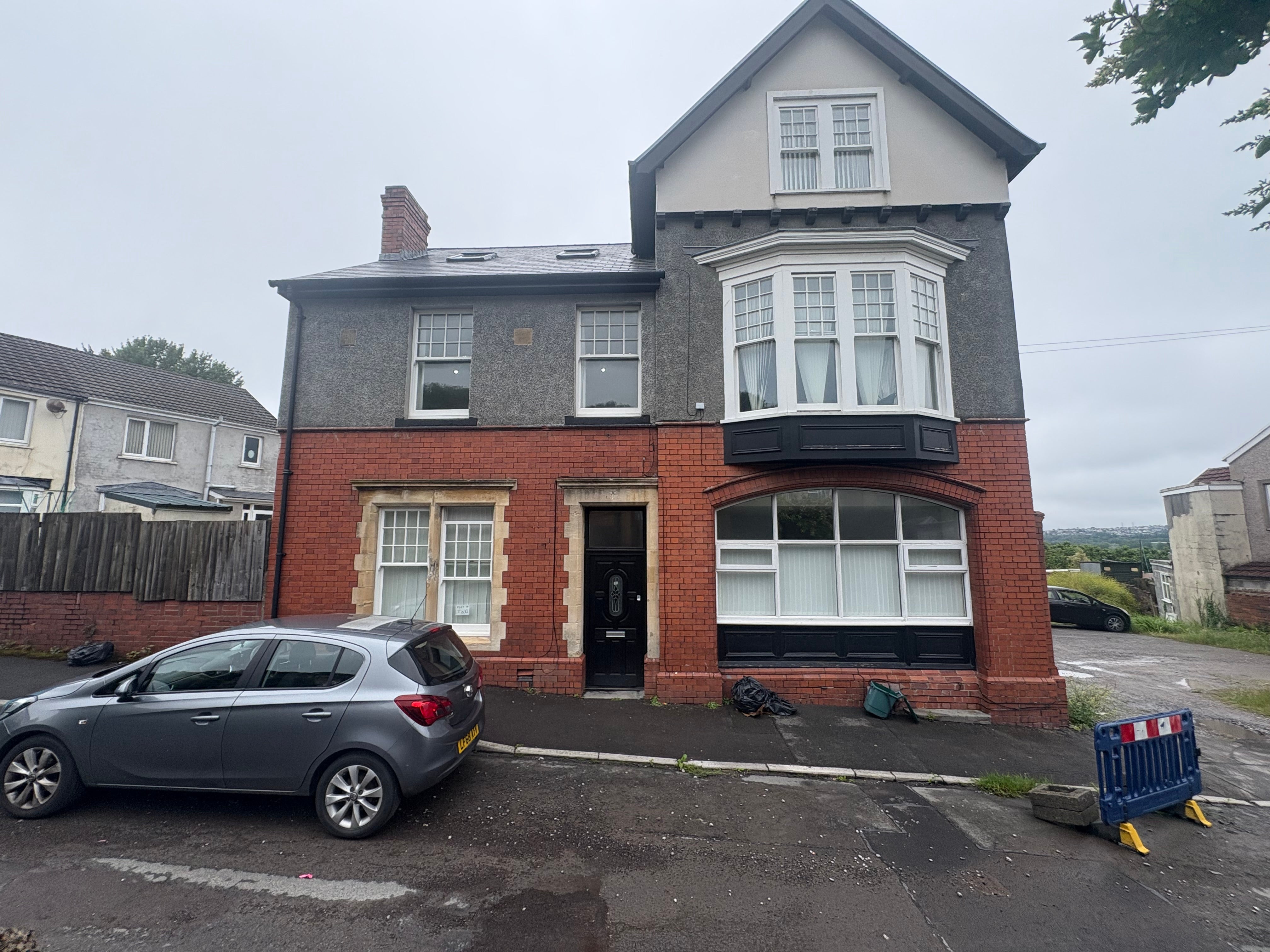 Flat Banwell Street in Swansea