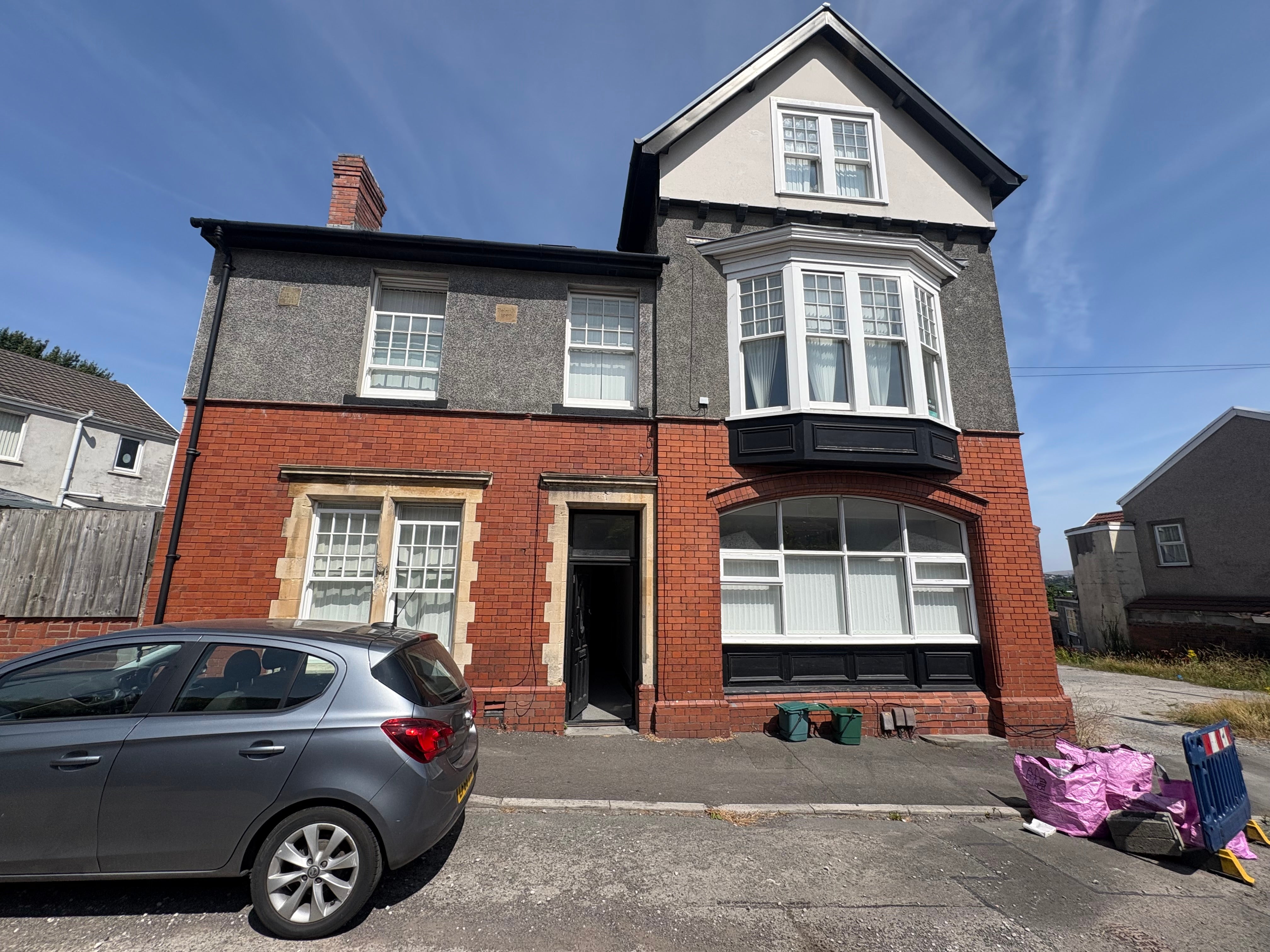 Flat Banwell Street in Swansea